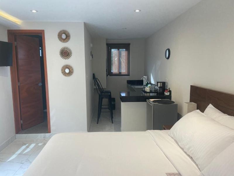 Hotel 28 image