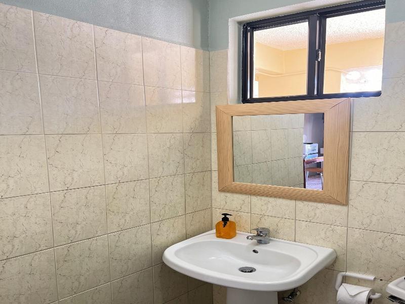 Seaview Apartel image