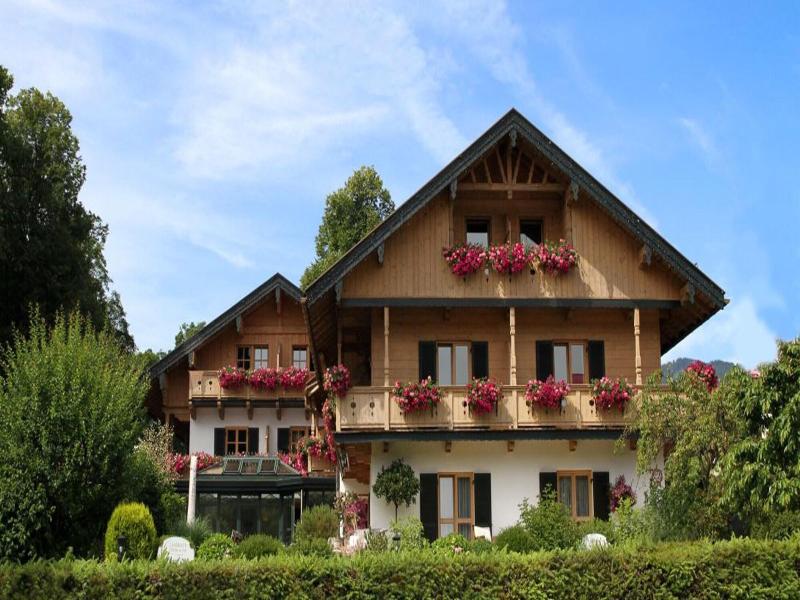 Sl Hotel