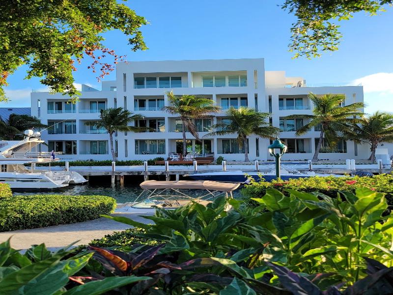 Zenza Boutique Hotel image