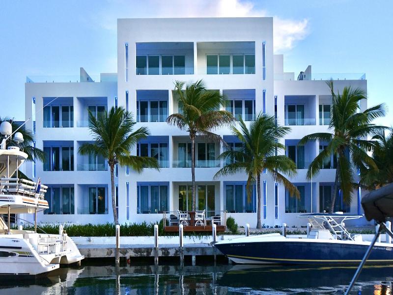 Zenza Boutique Hotel image