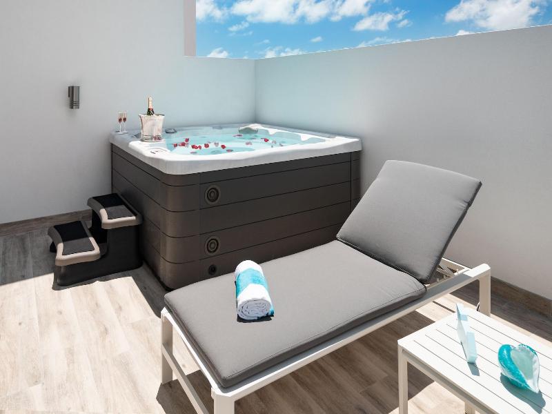 Zenza Boutique Hotel image