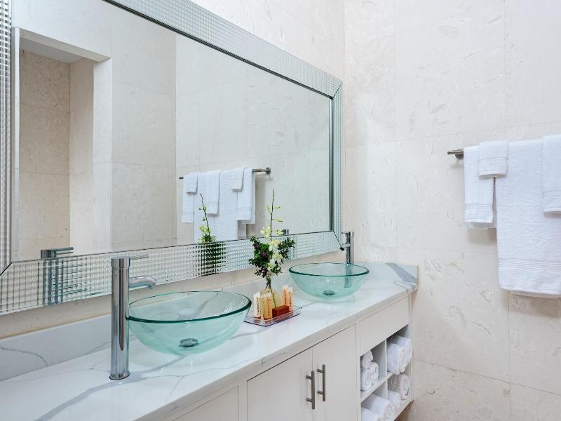 Zenza Boutique Hotel image