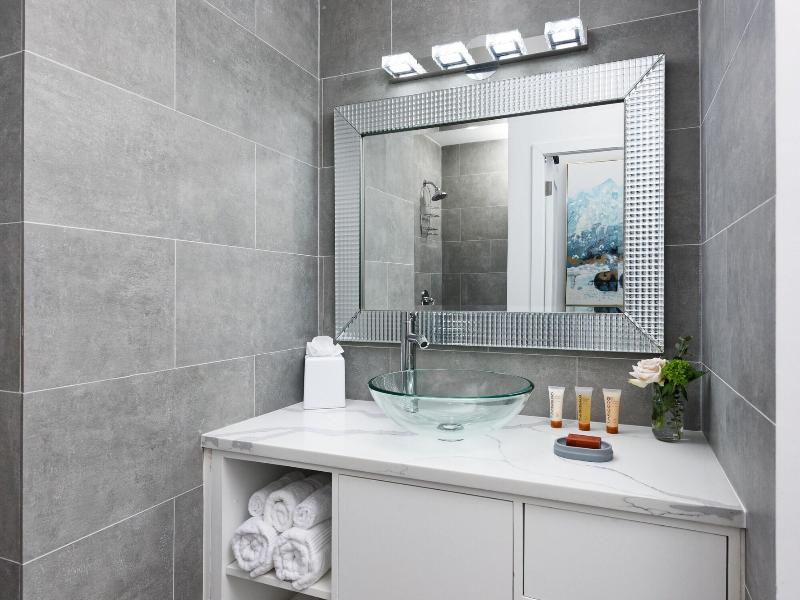 Zenza Boutique Hotel image