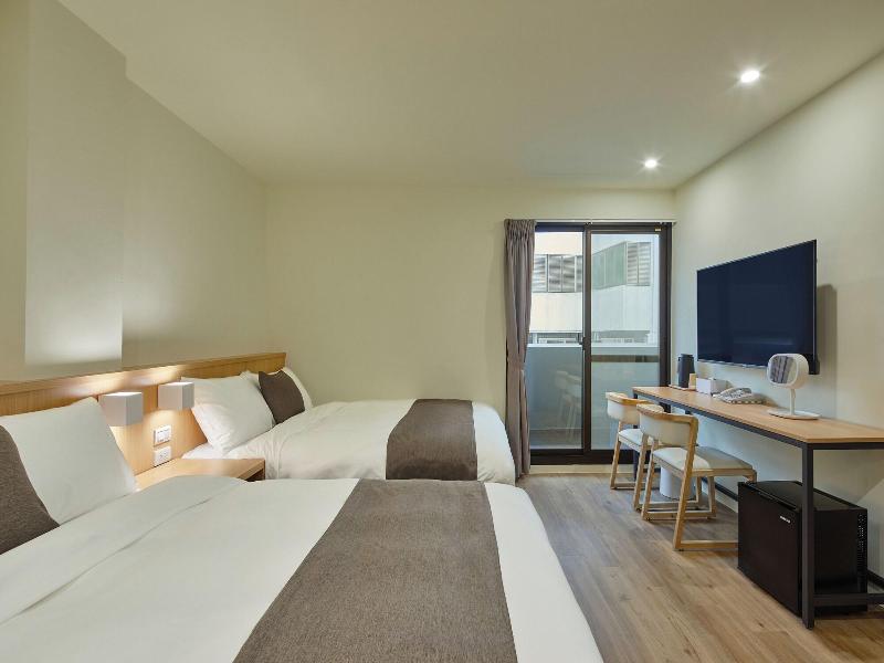 Stay Easy Inn image