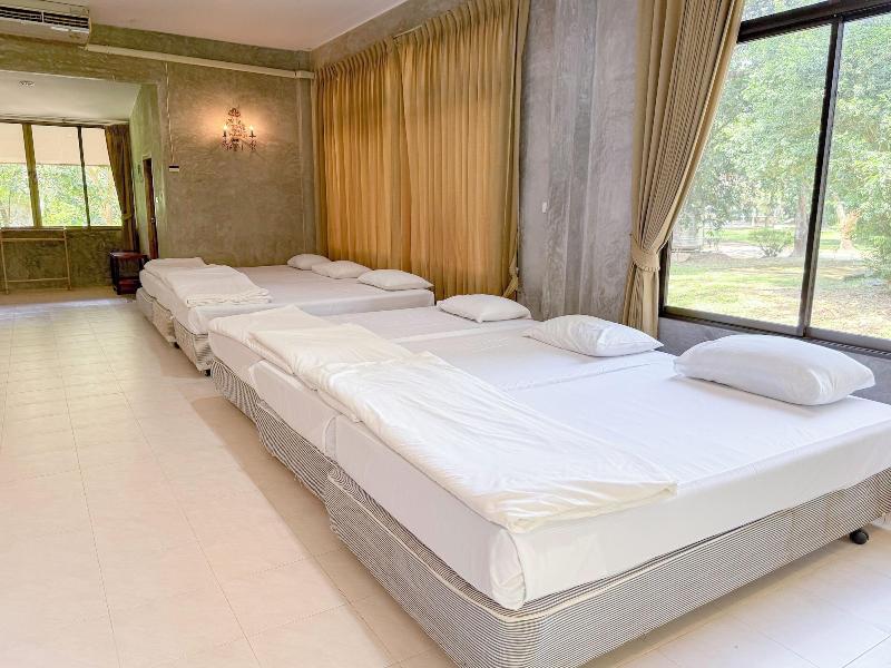 Saksupha Resort image