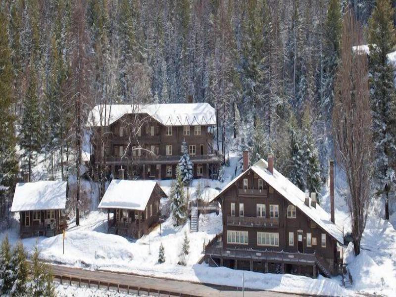 Belton Chalet image