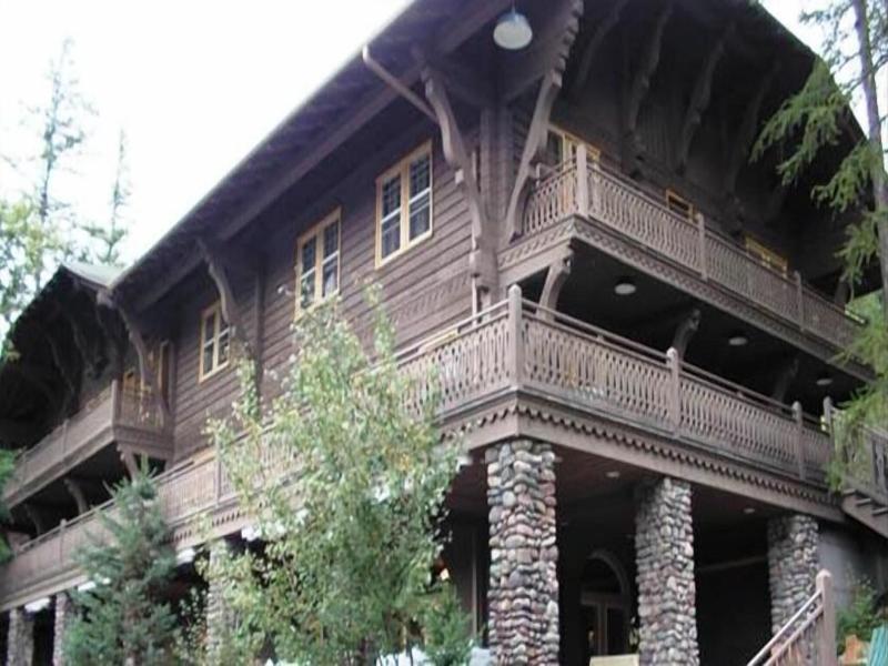 Belton Chalet image