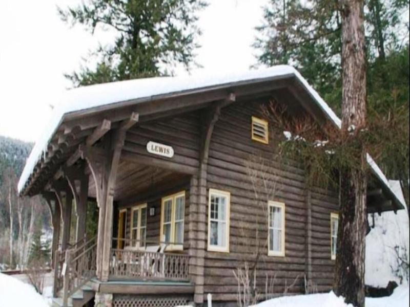 Belton Chalet image
