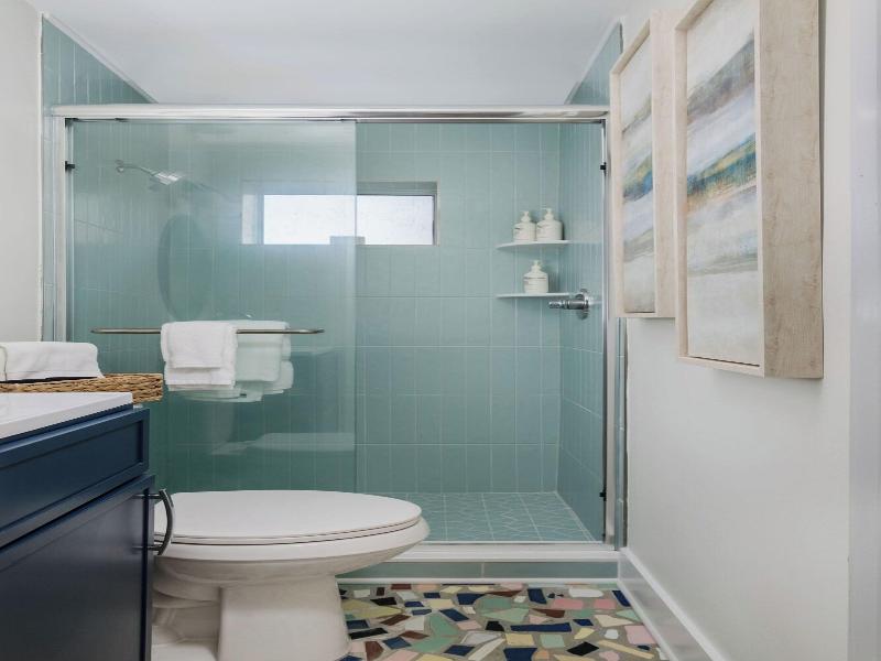 Haleys Court Boutique Motel image