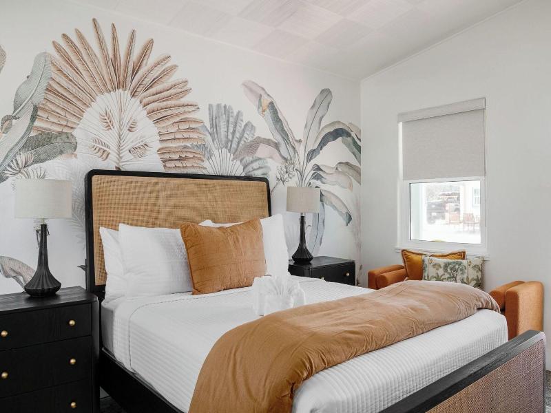 Haleys Court Boutique Motel image