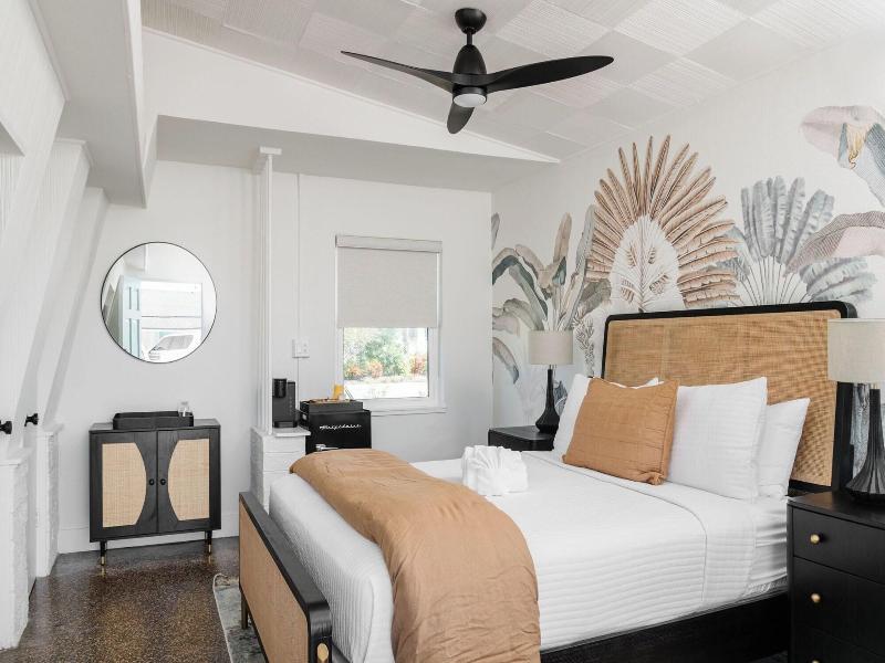 Haleys Court Boutique Motel image