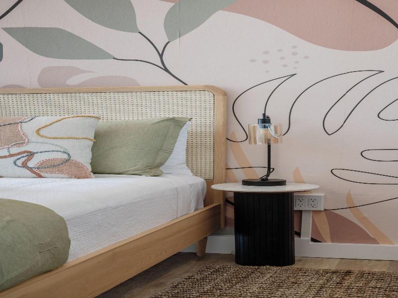 Haleys Court Boutique Motel image