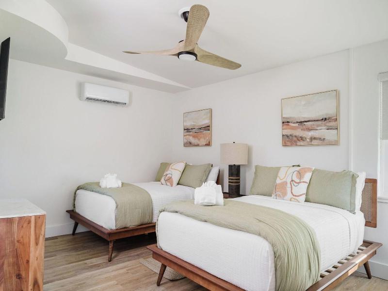 Haleys Court Boutique Motel image
