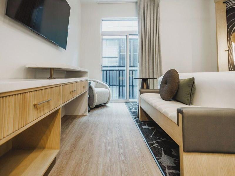 Posh On Kirkwood A Boutique Hotel image