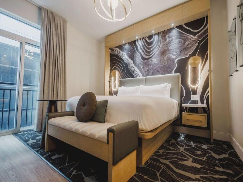 Posh On Kirkwood A Boutique Hotel image