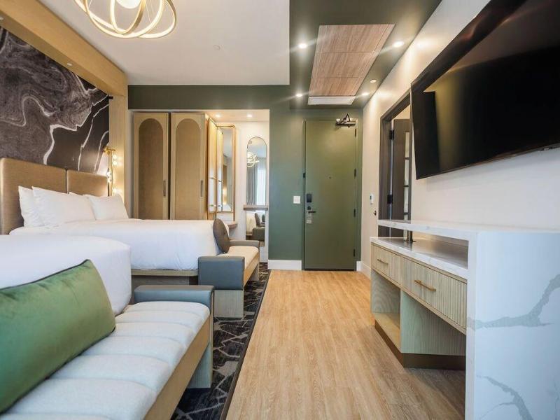 Posh On Kirkwood A Boutique Hotel image
