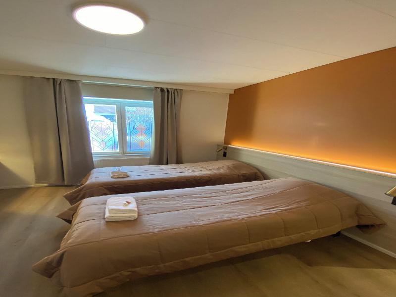 Ec Hostel image