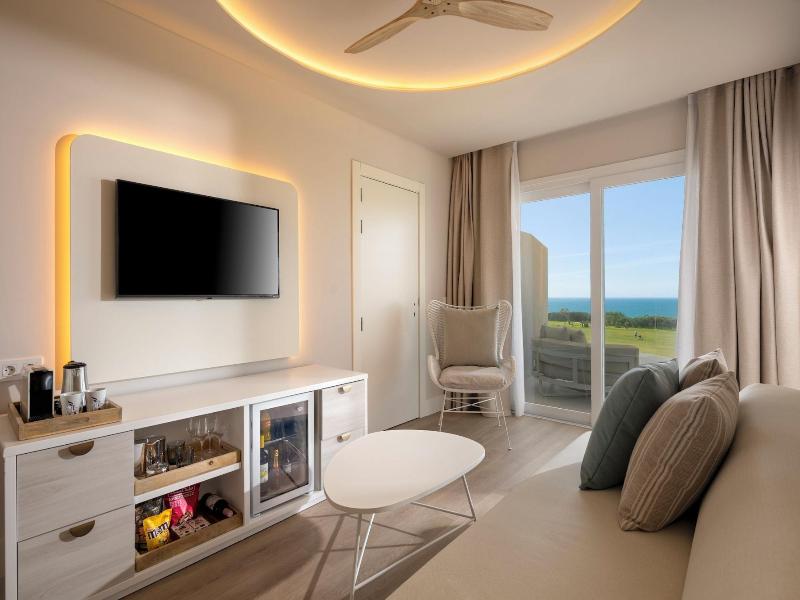 Amã re Beach Hotel Sancti Petri - Adults Recomme image