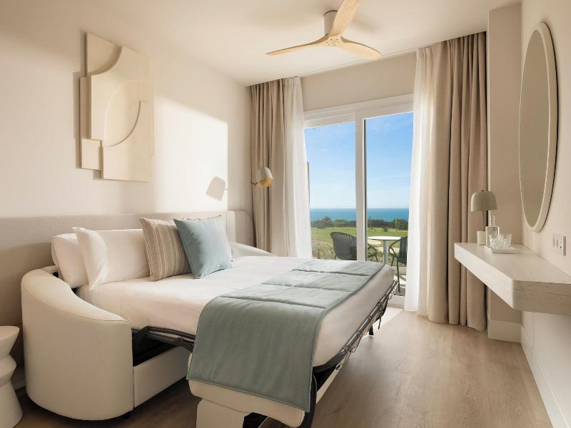 Amã re Beach Hotel Sancti Petri - Adults Recomme image