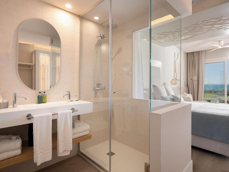 Amã re Beach Hotel Sancti Petri - Adults Recomme image