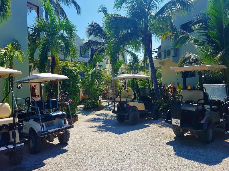 Tres Cocos Resort image