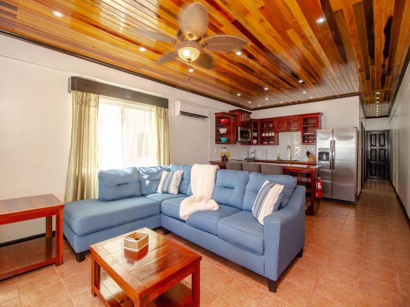 Tres Cocos Resort image