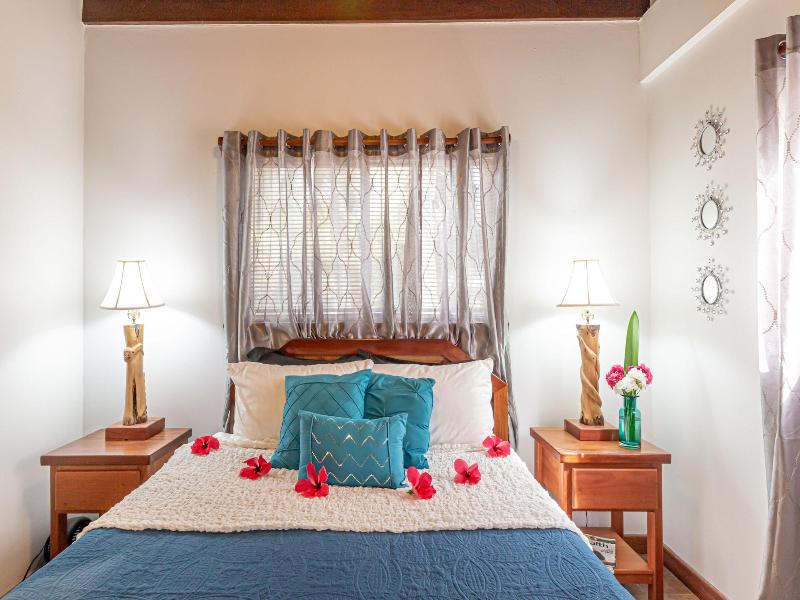Tres Cocos Resort image