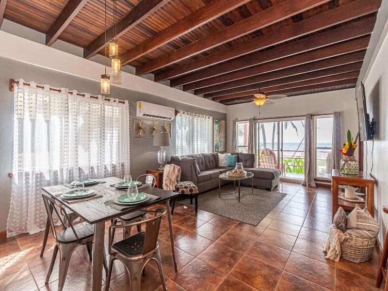 Tres Cocos Resort image