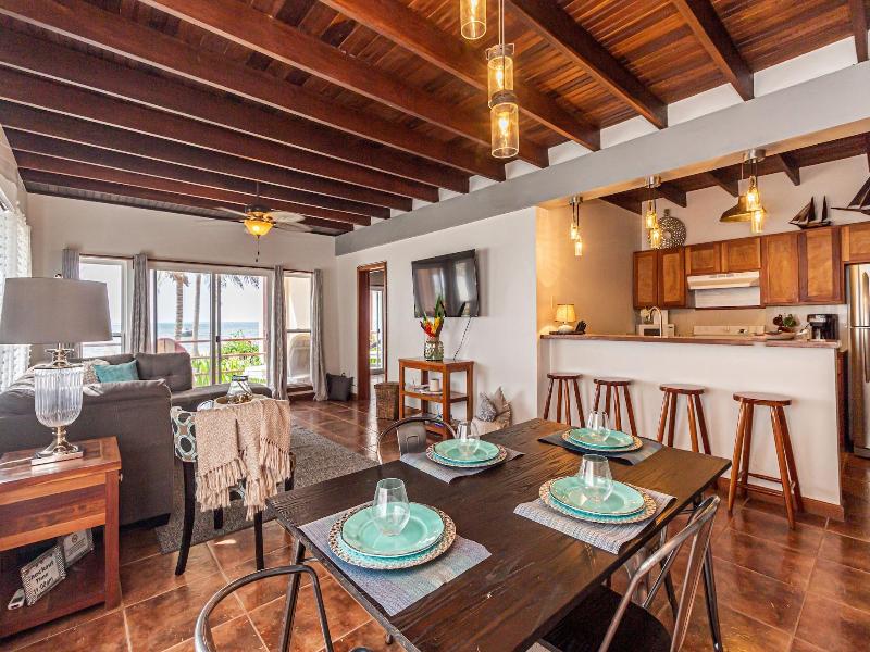 Tres Cocos Resort image