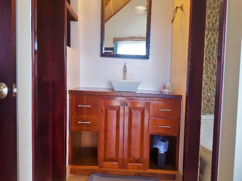 Tres Cocos Resort image
