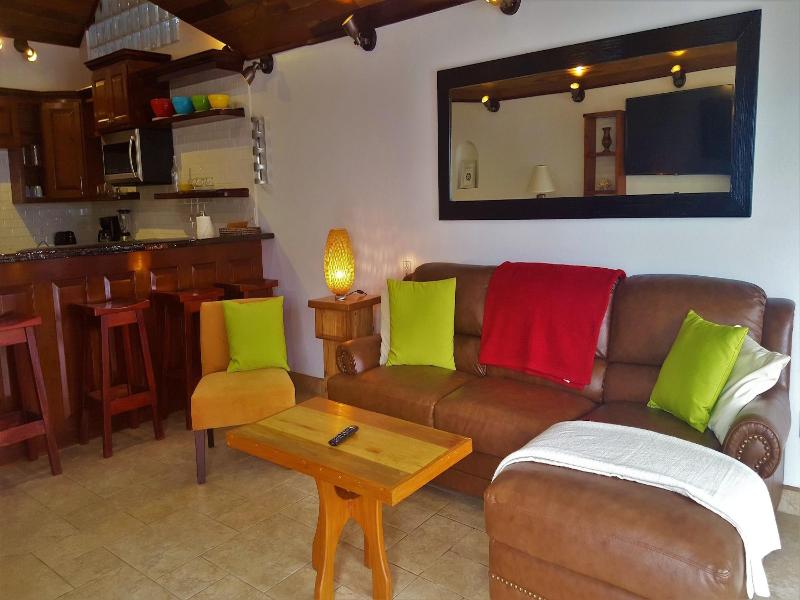Tres Cocos Resort image