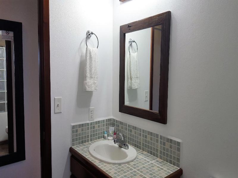 Tres Cocos Resort image