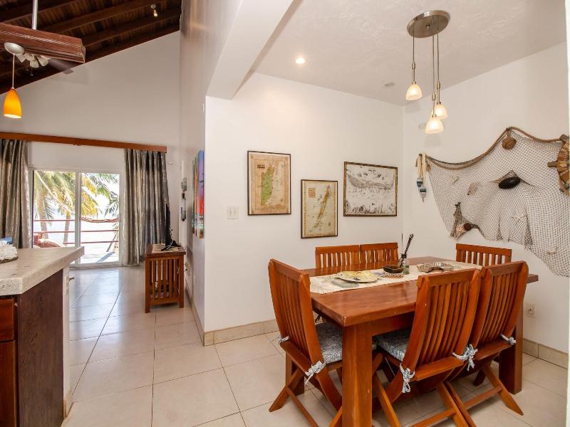 Tres Cocos Resort image