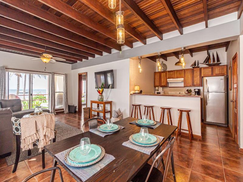 Tres Cocos Resort image