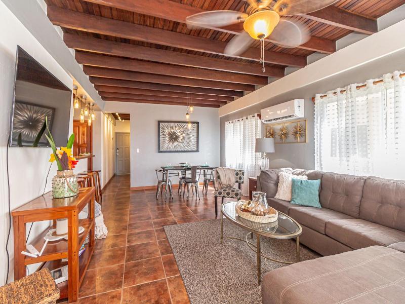 Tres Cocos Resort image