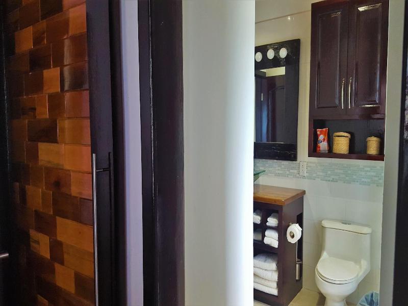 Tres Cocos Resort image