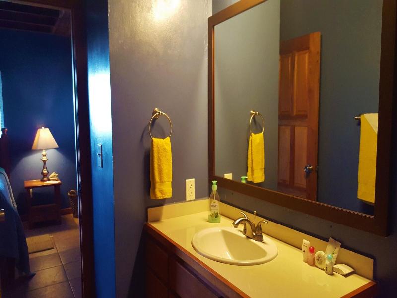 Tres Cocos Resort image
