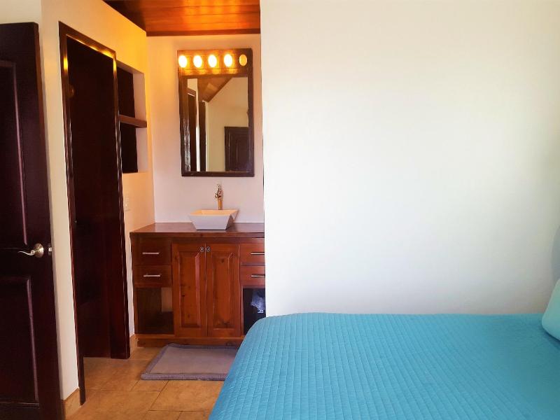 Tres Cocos Resort image