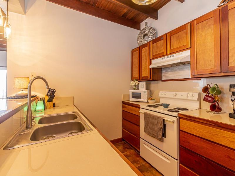 Tres Cocos Resort image