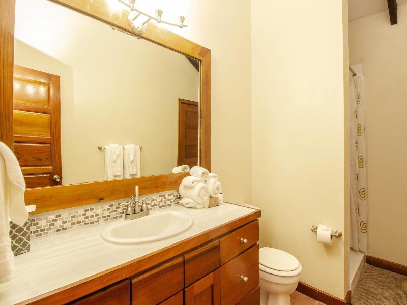 Tres Cocos Resort image