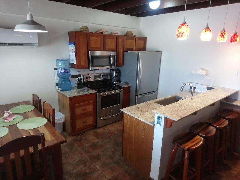 Tres Cocos Resort image