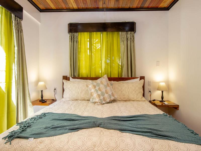 Tres Cocos Resort image