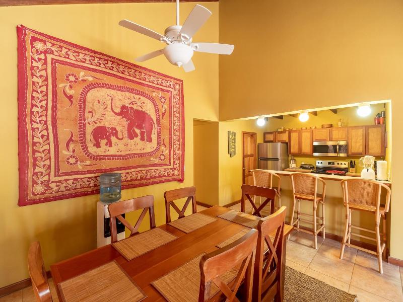 Tres Cocos Resort image