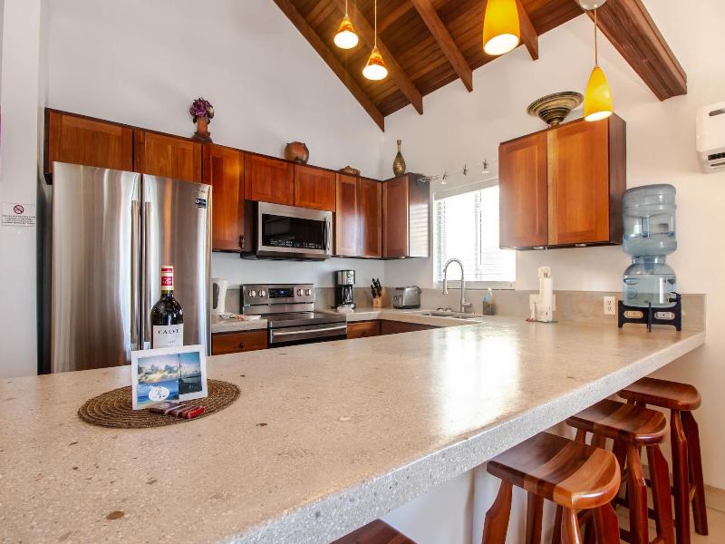 Tres Cocos Resort image