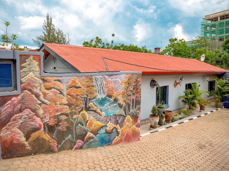 B.maurice Guest House image