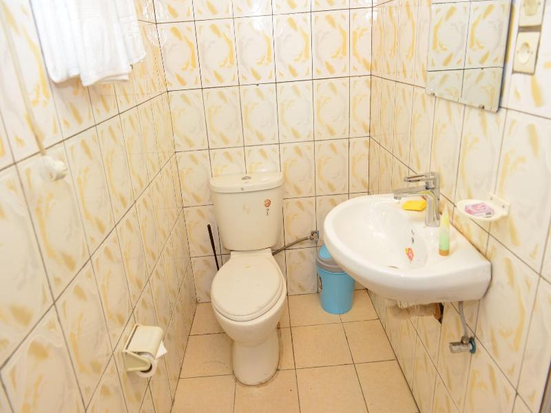 B.maurice Guest House image