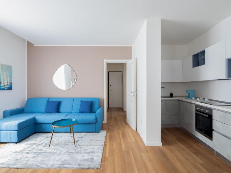 Vis A Vis Apartments image