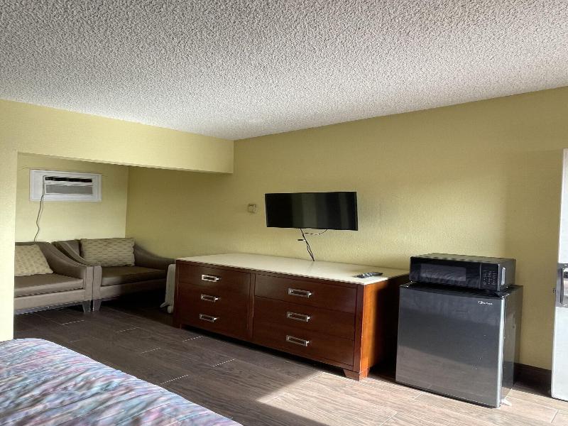 Rancho Motel image