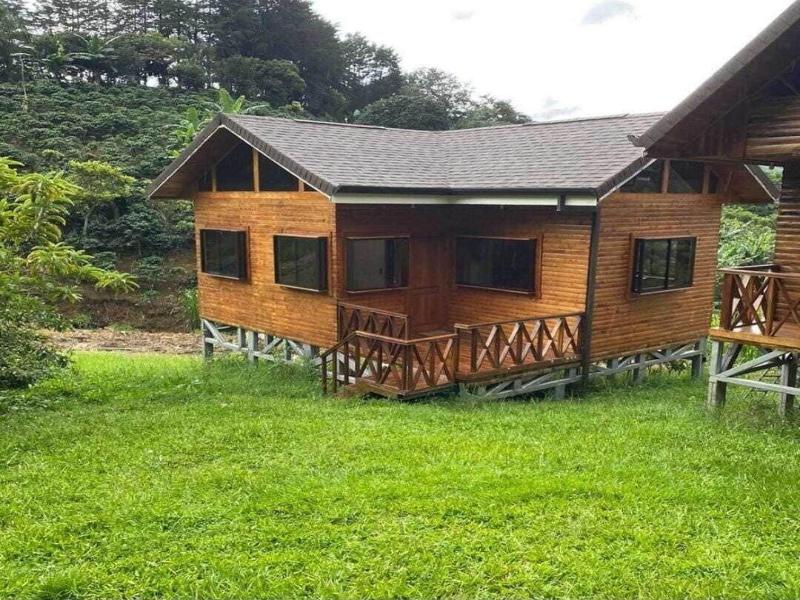 Cabaã±as La Laguna Lodge image